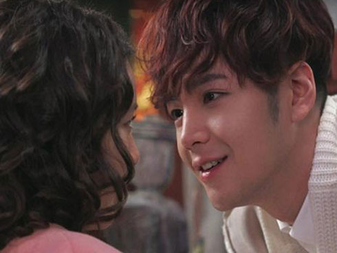 Biết thư ký của chồng có ý đồ đen tối, tôi định dạy cô ta bài học thì vấp ngay phản ứng kì lạ của chồng-3