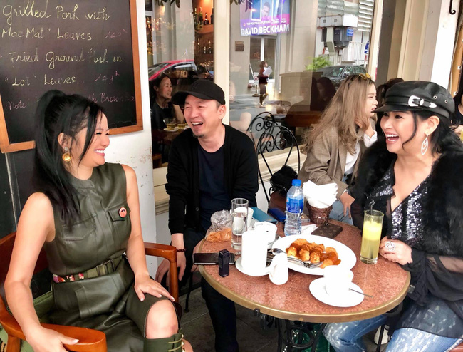 Có mặt Thanh Lam, Hồng Nhung vẫn vô tư ngồi lên đùi và ôm Quốc Trung, tin đồn 17 năm trước bất ngờ bị đào mộ-3