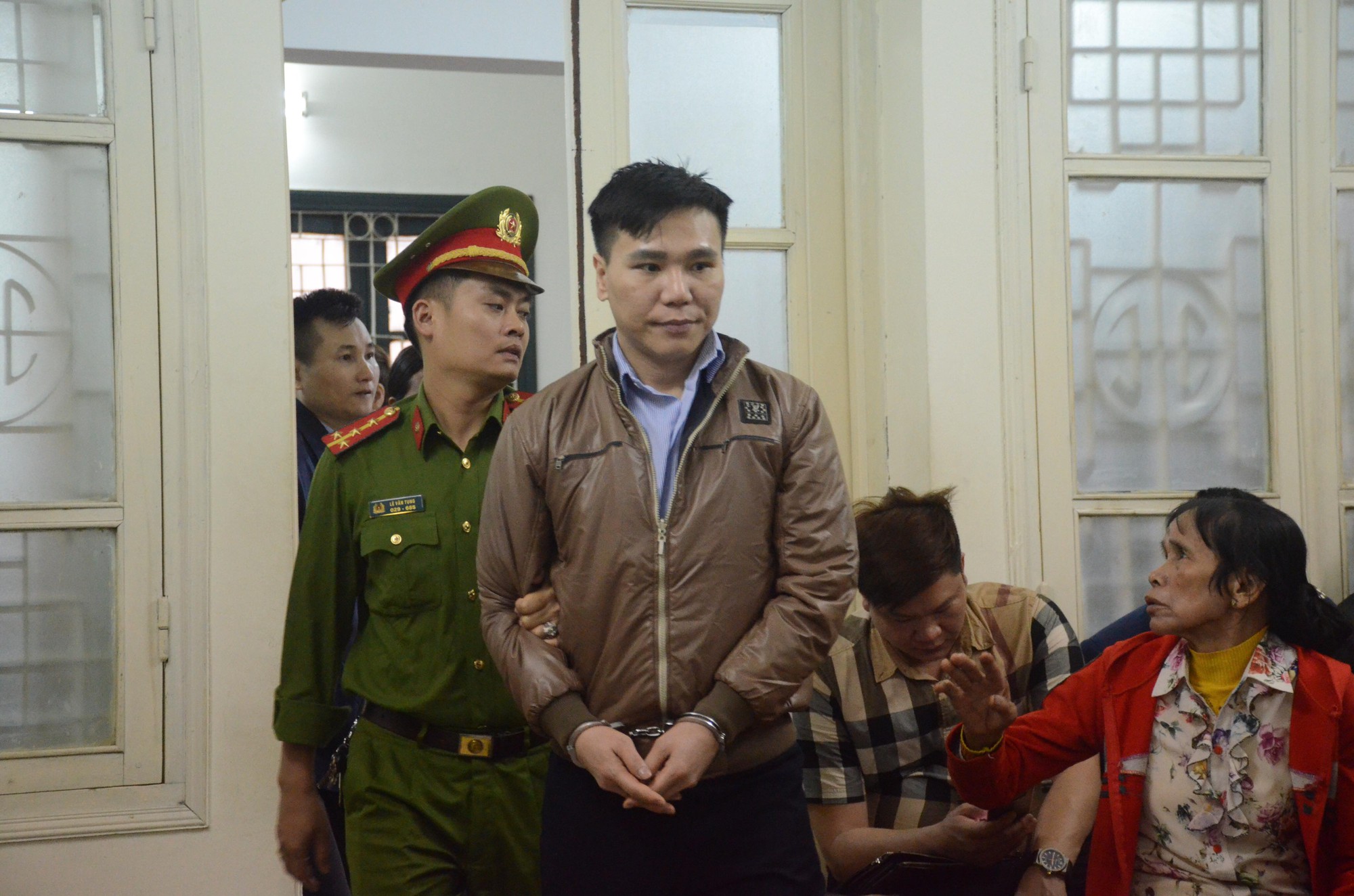 Vụ cô gái tử vong do bị nhét tỏi: Châu Việt Cường lĩnh án 13 năm tù-1