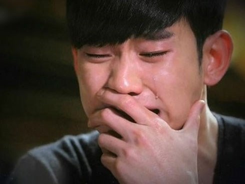 Mải mê chúc mừng ngày 8/3 với bồ nhí, tôi bàng hoàng khi nghe cuộc gọi của vợ lúc 1h sáng