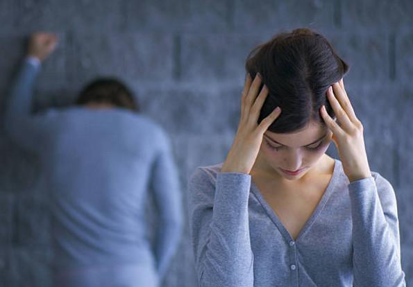 Chết lặng khi thấy món quà 8/3 tặng bồ bỗng trên tay vợ-1