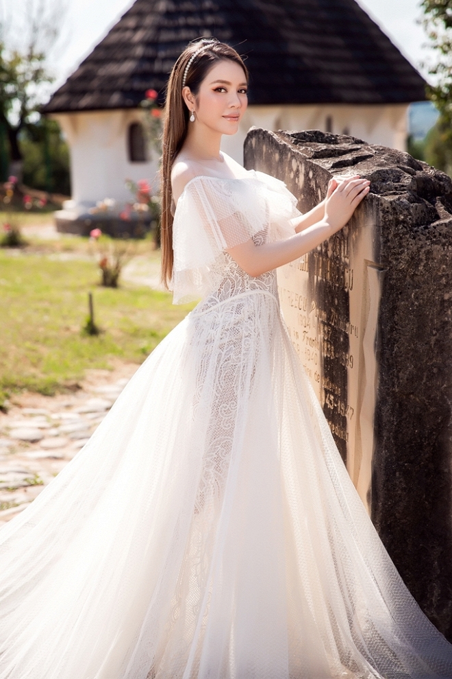 Lý Nhã Kỳ khoe sắc lộng lẫy giữa thiên nhiên Romania-13