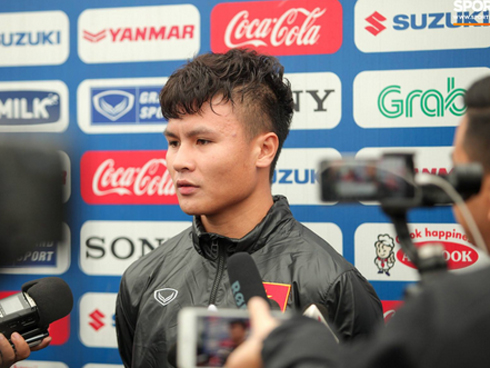 HLV Park Hang Seo đang chơi chiêu với Quang Hải?-4