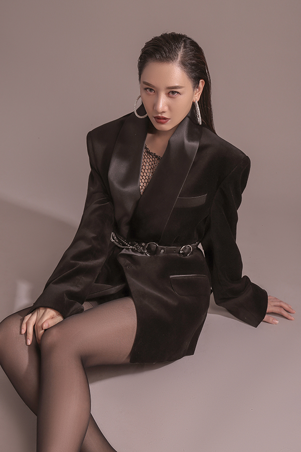 Hari Won định bỏ nghề diễn làm người mẫu chuyên nghiệp? -9