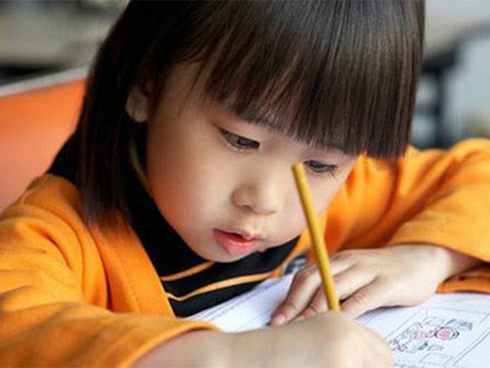 3 tình huống trẻ sơ sinh bật cười cho thấy bé có IQ cực cao, thông minh hơn người-5