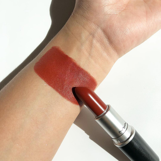 5 cây son đỏ tôn da tuyệt đối, đảm bảo đã mua sẽ không hối hận-5