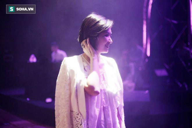 Trở về sau 15 năm lộ ảnh nóng chấn động, Hồng Nhung kể về sự tuyệt vọng, liều lĩnh trốn khỏi viện ở Mỹ-2