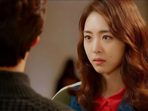 Lạ đời sau 3 năm ngoại tình, bồ của chồng tới đòi tiền bồi thường trinh tiết