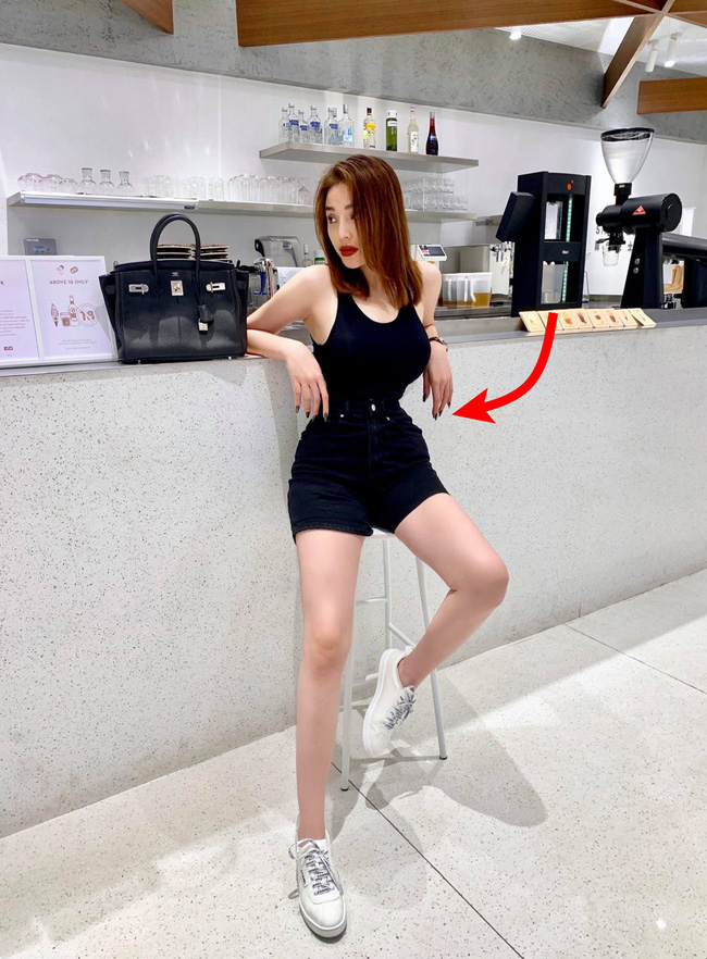 Kỳ Duyên đăng một tấm hình, không bóp eo thì thôi đã bóp là phải đến mức dị dạng-3