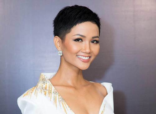Dù là Hoa hậu đẹp nhất thế giới, HHen Niê cũng từng đầu hàng với những kiểu tóc này-1