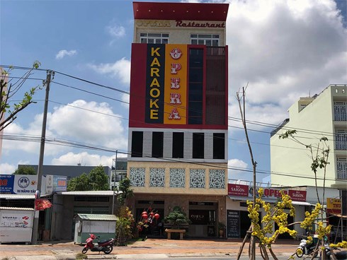 Phó Công an phường tử vong sau khi đi hát karaoke