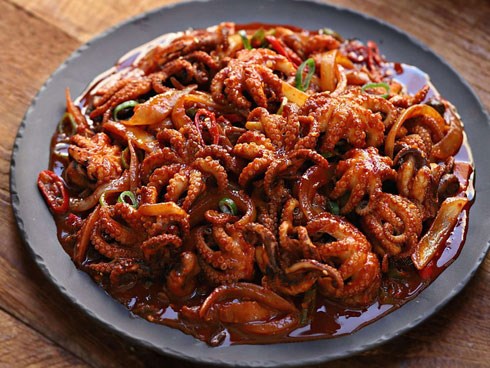 Bạch tuộc xào cay kiểu Hàn ngon xuýt xoa đến miếng cuối cùng