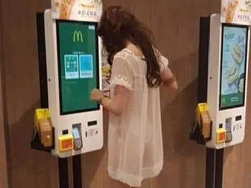 Cô gái từng nghiện tình dục, ngủ với 6 người đàn ông mỗi đêm giờ ra sao?-6