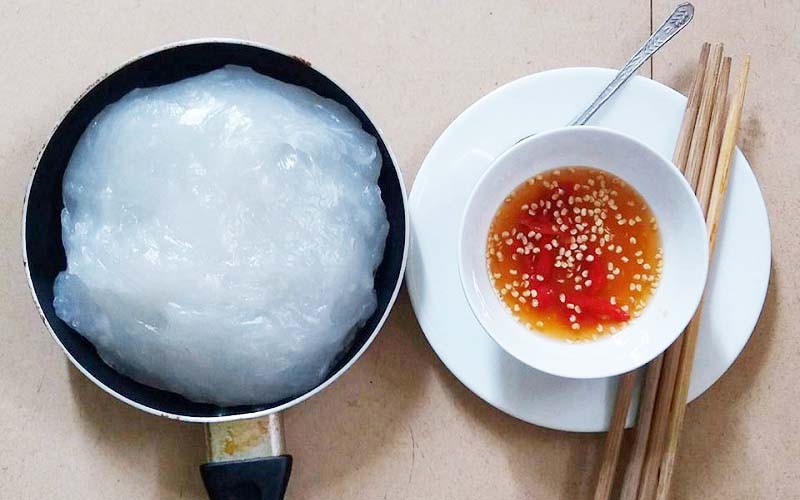 Bột sắn chấm nước mắm: nghe thấy kì mà lại là món tuổi thơ của rất nhiều người-2