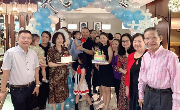 Phạm Quỳnh Anh bất ngờ tái hợp chồng cũ, cười tươi bên 2 con như chưa từng chia ly-4