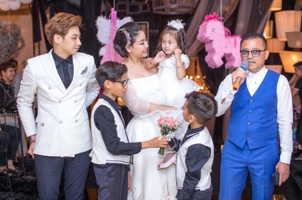 Mẹ ghẻ con chồng và những câu chuyện những tưởng xưa nay hiếm mà có thật trong showbiz Việt-3