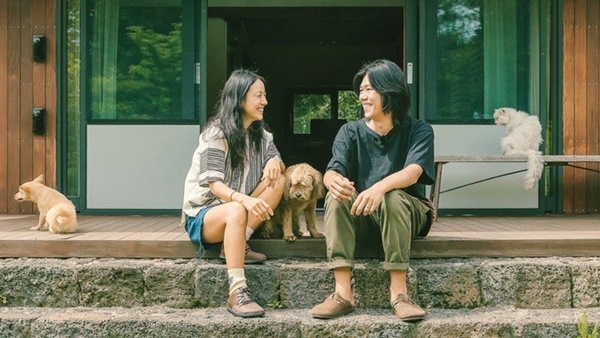 Những ông chồng nghiện vợ đáng ngưỡng mộ nhất Kbiz: Kết hôn với tình đầu, từ bỏ sự nghiệp để theo đuổi nửa kia-8