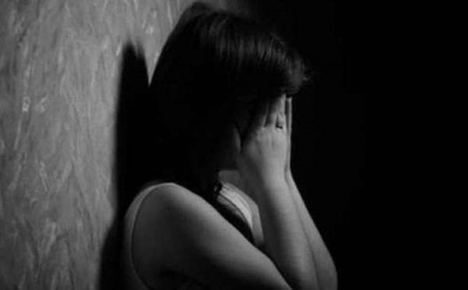 Lan truyền tin đồn làm nữ sinh lớp 8 có bầu, thầy giáo THPT sốc và không dám ra đường-1