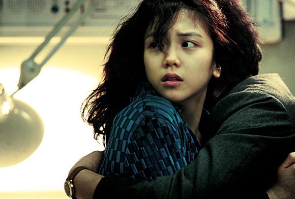 Ảnh Song Joong Ki đeo nhẫn cưới là ảnh cũ, tiểu tam thực sự không phải là bạn Song Hye Kyo mà là nhân vật này?-5