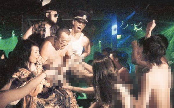 Tiệc thác loạn 8 tỷ, chân dài showbiz núp bóng gái mại dâm kiếm cả tỷ đồng-2