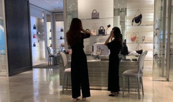 Hậu 8/3, Cường Đô la lái ca nô đưa vợ tương lai dạo sông Sài Gòn-1