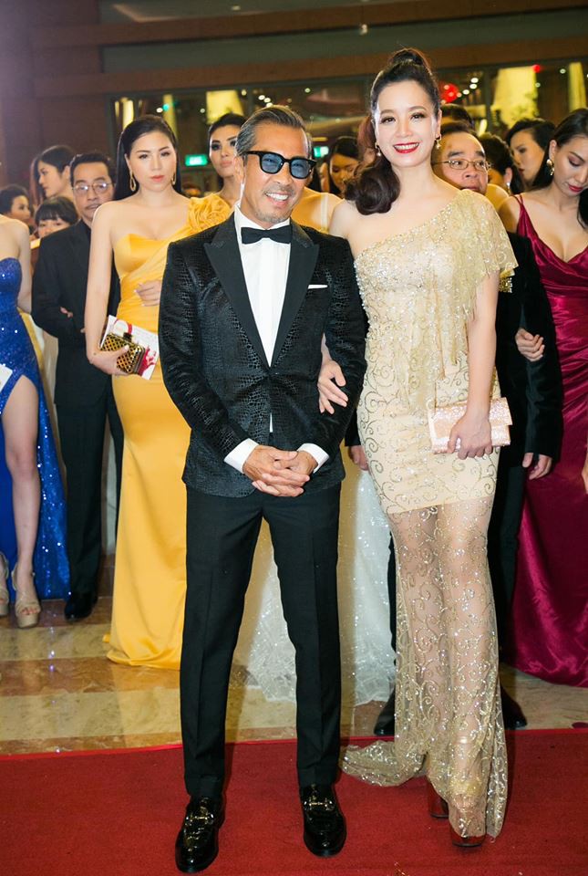 Cận cảnh sân khấu hiểm của Đêm hội chân dài khiến Vũ Khắc Tiệp nhận cú ngã chí tử-9