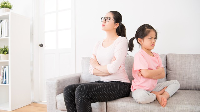 7 điều cha mẹ hay làm tưởng tốt cho con nhưng hóa ra đang hại tương lai sau này của trẻ-4