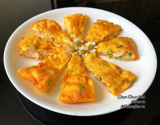 Trứng chiên tôm đơn giản, nhanh gọn mà ăn với cơm bao nhiêu cũng hết-5