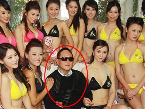 Tâm sự của tỷ phú từng ngủ với 10.000 phụ nữ: 'Họ đến với tôi vì tiền'