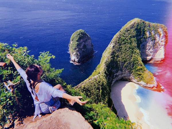 Võ Hoàng Yến tiếp tục chuỗi ngày du lịch bất tận, phô diễn thân hình nóng bỏng trên biển Thái Bình Dương-10