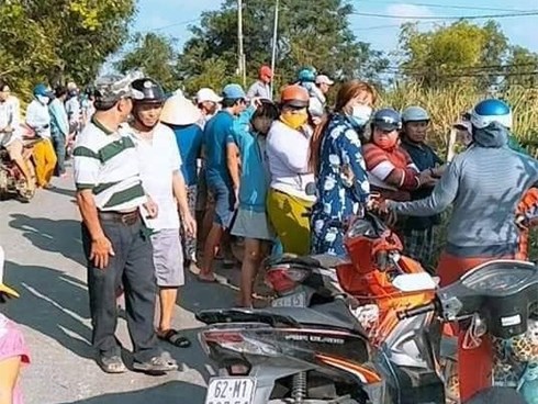 Nóng: Chồng bị trộm sát hại, vợ chém chết kẻ thủ ác