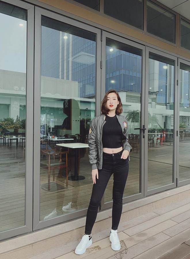 Khi các nàng Hậu Vbiz cùng diện croptop khoe eo, ai sẽ thắng giải phối đồ sành điệu nhất?-4