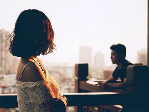 Điểm chết tố cáo đàn ông ra ngoài tốt với cả thế giới, về nhà ki bo tàn nhẫn với vợ con-1