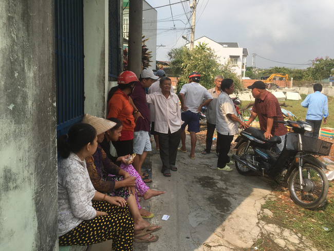 Lời kể của nhân chứng vụ con trai nghi phê ma túy chém chết bố mẹ ruột và bà nội ở Sài Gòn-1