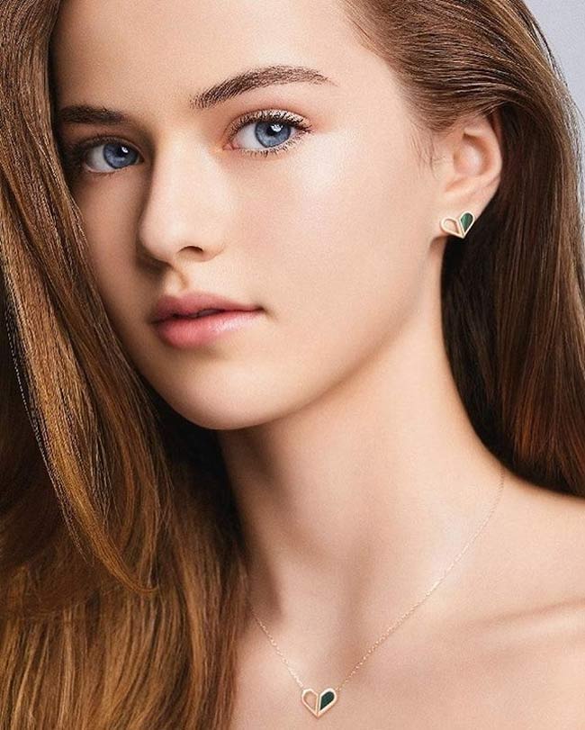 Bất ngờ với nhan sắc hiện tại của bé gái đẹp nhất thế giới-4