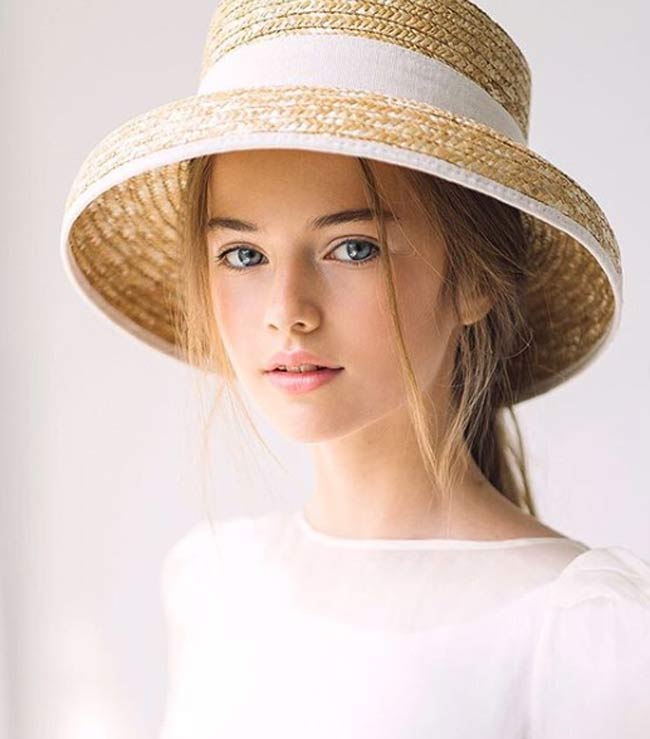 Bất ngờ với nhan sắc hiện tại của bé gái đẹp nhất thế giới-17