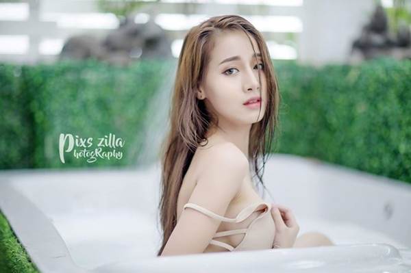 Vẻ sexy chết người của ‘nữ thần nội y’ Thái Lan-9
