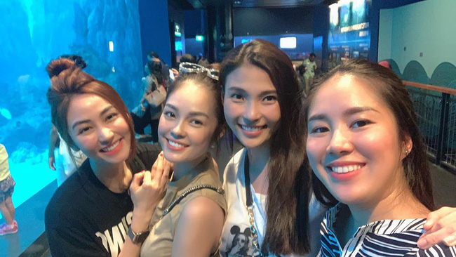 Khác xưa 180 độ, Lê Phương lộ thân hình phát tướng khi chụp ảnh cùng bạn bè-2