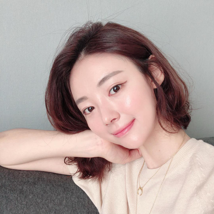 Làn da sẽ hưởng cả tá tác dụng khi lấy đá lạnh lăn lên mặt, nhưng nếu dùng sai cách thì da xấu không cứu vãn nổi-1