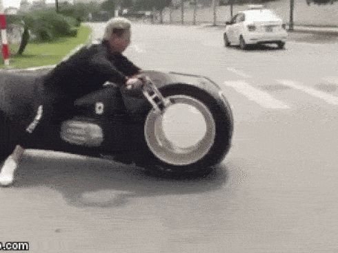 Khả năng đặc biệt của siêu mô tô 2,7 tỷ Đức Tào phớ vừa mua-8