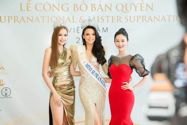 Lâm Khánh Chi thả rông táo bạo đón Hoa hậu Siêu quốc gia 2018-8