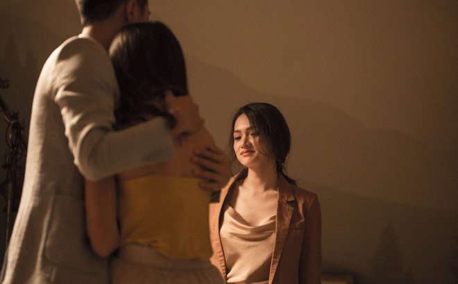 Sản phẩm vừa ra mắt đạt cả triệu view chưa là gì, câu nói của Hương Giang ở MV mới là thứ được share nhiều nhất hôm nay-1