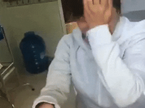 Vụ cô giáo bị tố vào nhà nghỉ với nam sinh: Lộ clip cô giáo khóc lóc van xin chồng