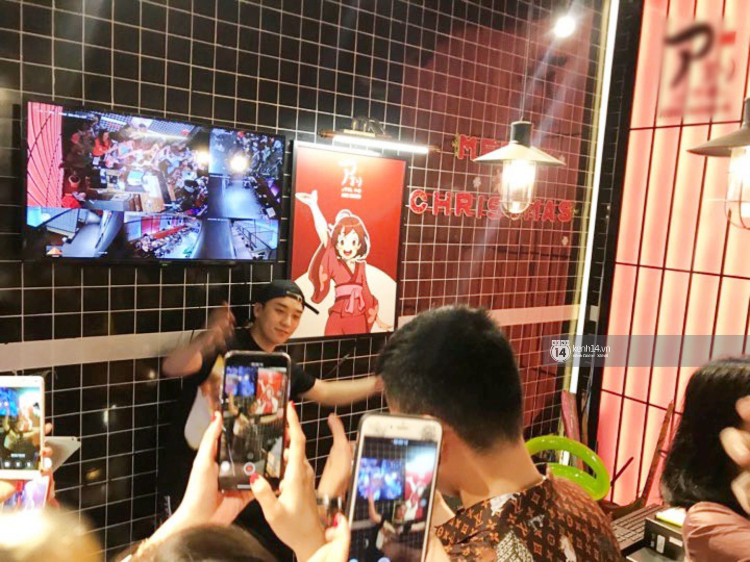 4 lần tới Việt Nam, Seungri không quẩy bar hết mình thì cũng lộ ảnh hút bóng cười gây sốc-22