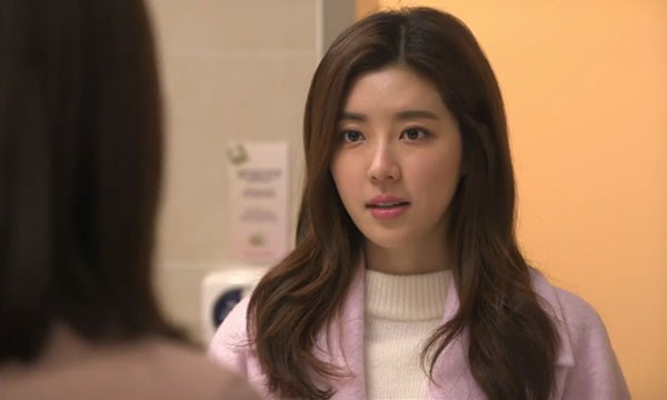 Bồ tới nhà đòi nhường chồng, vợ chỉ nhẹ nhàng nói một câu thế này cũng đủ khiến ả xách dép mà chạy”-1