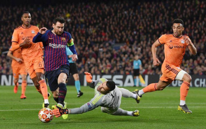 Messi ghi dấu trong 4 bàn thắng, Barca vào tứ kết thuyết phục-1