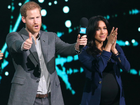 Khoảnh khắc Meghan rơi nước mắt khi ngồi cạnh chồng gây chú ý, Hoàng tử Harry được cho là cảm thấy khốn khổ với người vợ thích sự nổi tiếng-3
