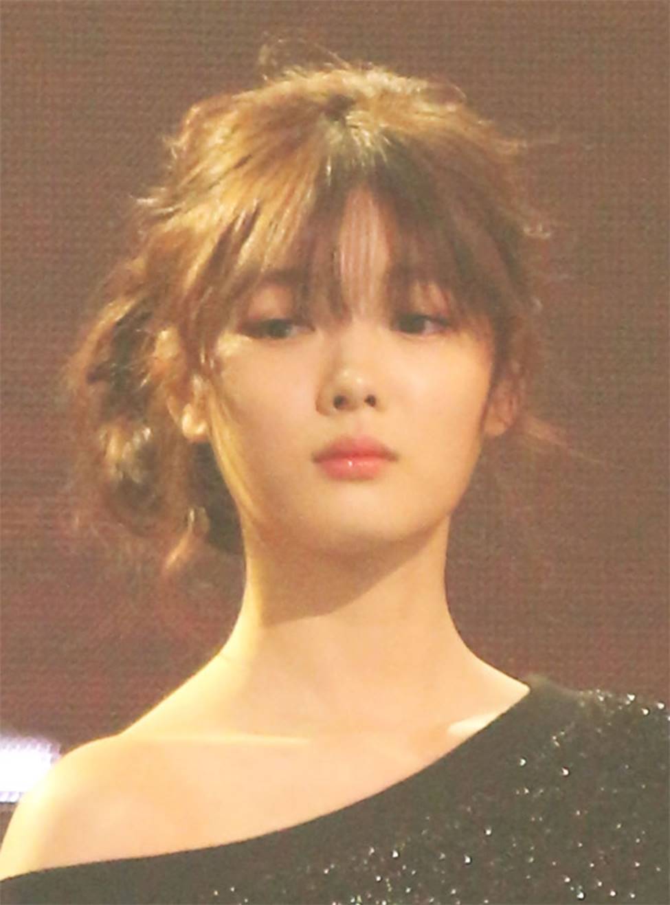 Vẻ đẹp xuất thần của cô gái 19 tuổi xinh nhất xứ Hàn-10