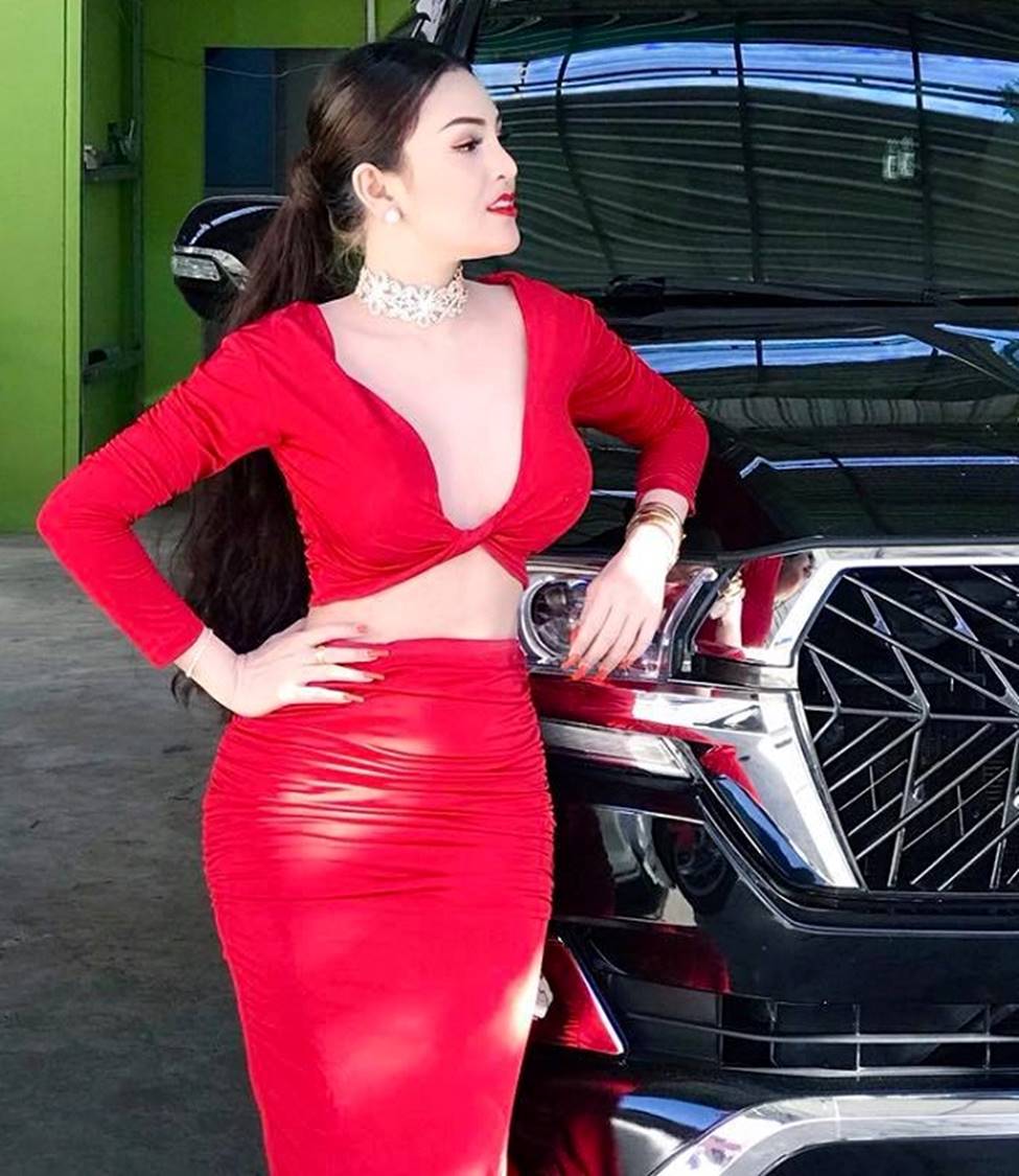 Quốc bảo mỹ nữ Campuchia hứa tiết chế thời trang sexy nhưng sự thật trái ngược-14