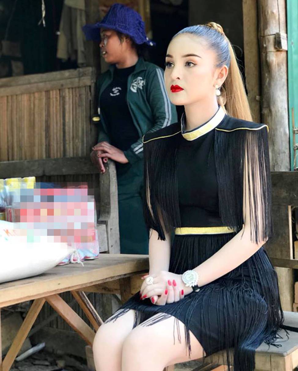 Quốc bảo mỹ nữ Campuchia hứa tiết chế thời trang sexy nhưng sự thật trái ngược-18